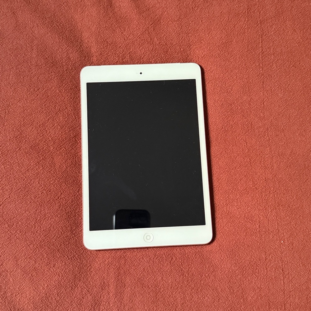 White iPad mini